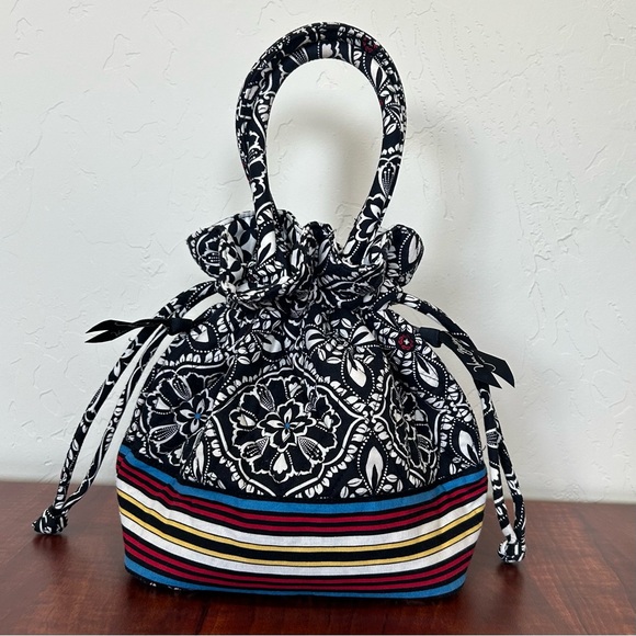 Vera Bradley Black and White Floral Draw String Bag - Picture 1 of 6